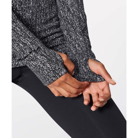 NWOT Lululemon Extra Mile Long Sleeve Top Size 2 Black White Luon Running‎ Shirt - Picture 11 of 16